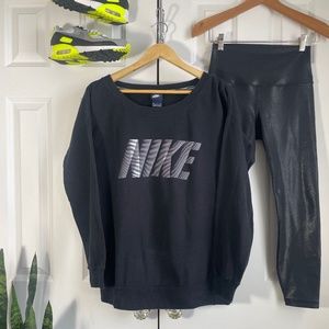 Nike Sportswear Oversized Boyfriend Crew